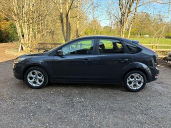 Ford Focus 1.6 Sport Auto 5dr