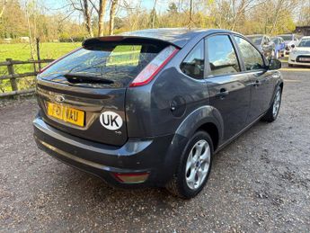 Ford Focus 1.6 Sport Auto 5dr