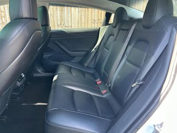Tesla Model 3 (Dual Motor) Performance Auto 4WDE 4dr (Performance Upgrade)