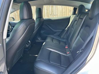 Tesla Model 3 (Dual Motor) Performance Auto 4WDE 4dr (Performance Upgrade)