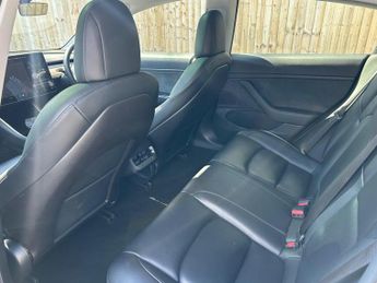 Tesla Model 3 (Dual Motor) Performance Auto 4WDE 4dr (Performance Upgrade)