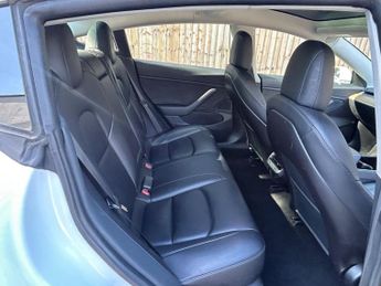 Tesla Model 3 (Dual Motor) Performance Auto 4WDE 4dr (Performance Upgrade)