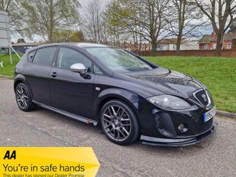 SEAT Leon 2.0 TDI CR FR+ Supercopa Euro 5 5dr