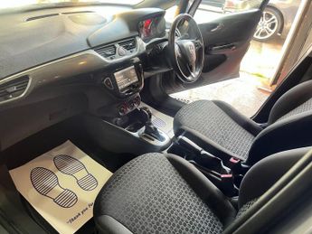 Vauxhall Corsa 1.4i ecoTEC Design Hatchback 5dr Petrol Auto Euro 6 (90 ps)