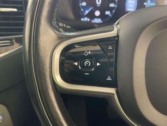 Volvo XC90 2.0h T8 Twin Engine 10.4kWh Inscription Pro SUV 5dr Petrol Plug-