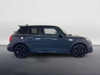MINI Hatch 2.0 Cooper S Sport Hatchback 5dr Petrol Steptronic Euro 6 (s/s) 