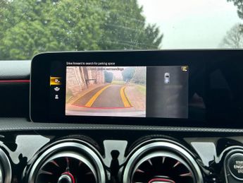 Mercedes-Benz A Class 1.3 A200 AMG Line (Premium) 7G-DCT Euro 6 (s/s) 5dr