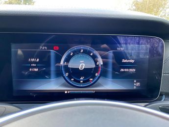 Mercedes-Benz E Class 2.0 E220d AMG Line (Premium) G-Tronic+ Euro 6 (s/s) 5dr