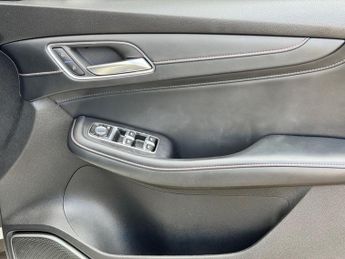 MG MG HS 1.5 T-GDI 16.6kWh Excite Auto Euro 6 (s/s) 5dr