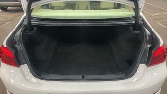 BMW 5 Series 2.0 520d SE Auto Euro 6 (s/s) 4dr