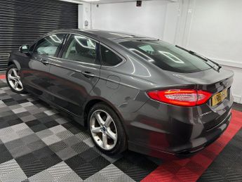 Ford Mondeo 2.0 TDCi Titanium Powershift Euro 6 (s/s) 5dr