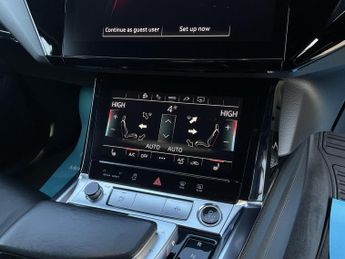 Audi E-Tron S LINE 55 QUATTRO