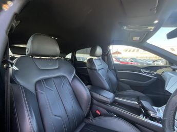 Audi E-Tron S LINE 55 QUATTRO