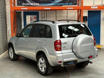 Toyota RAV4 2.0 VVT-i XT-R 4WD 5dr
