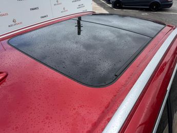 Volvo XC60 2.0h T8 Twin Engine 10.4kWh R-Design Pro Auto AWD Euro 6 (s/s) 5