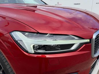 Volvo XC60 2.0h T8 Twin Engine 10.4kWh R-Design Pro Auto AWD Euro 6 (s/s) 5