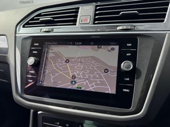 Volkswagen Tiguan 1.5 TSI Life DSG Euro 6 (s/s) 5dr