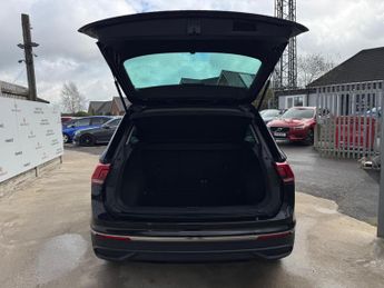 Volkswagen Tiguan 1.5 TSI Life DSG Euro 6 (s/s) 5dr