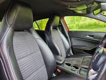 Mercedes-Benz GLA 2.1 GLA200d AMG Line 7G-DCT Euro 6 (s/s) 5dr