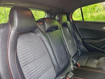 Mercedes-Benz GLA 2.1 GLA200d AMG Line 7G-DCT Euro 6 (s/s) 5dr