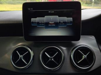 Mercedes-Benz GLA 2.1 GLA200d AMG Line 7G-DCT Euro 6 (s/s) 5dr
