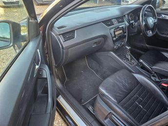Skoda Octavia 2.0 TFSI vRS DSG Euro 6 (s/s) 5dr