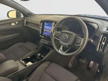 Volvo C40 Recharge 69kWh Core SUV 5dr Electric Auto (231 ps)