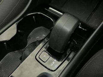 Volvo C40 Recharge 69kWh Core SUV 5dr Electric Auto (231 ps)