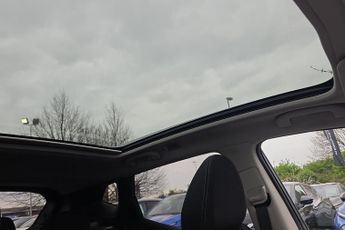 Nissan Qashqai 1.3 DiG-T 160 N-Connecta 5dr DCT