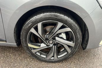 Renault Clio 1.6 E-TECH full hybrid 145 Engineered 5dr Auto