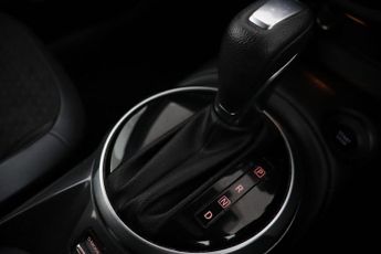 Nissan Juke 1.6 N-Connecta Auto Euro 6 5dr