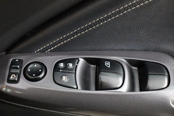 Nissan Juke 1.6 N-Connecta Auto Euro 6 5dr