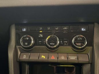 Skoda Karoq 1.6 TDI SE Technology SUV 5dr Diesel Manual Euro 6 (s/s) (115 ps