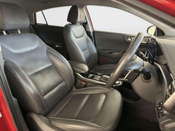 Hyundai IONIQ 38.3kWh Premium SE Hatchback 5dr Electric Auto (136 ps)