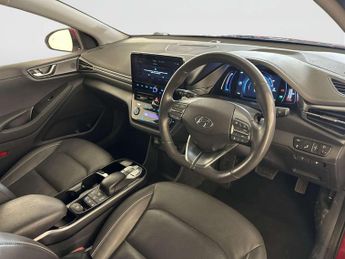 Hyundai IONIQ 38.3kWh Premium SE Hatchback 5dr Electric Auto (136 ps)