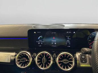 Mercedes-Benz GLB 1.3 GLB200 AMG Line (Premium 2) SUV 5dr Petrol 7G-DCT Euro 6 (s/