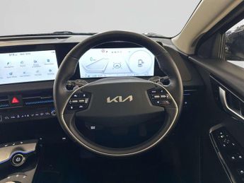 Kia EV6 77.4kWh Air Hatchback 5dr Electric Auto (225 bhp)