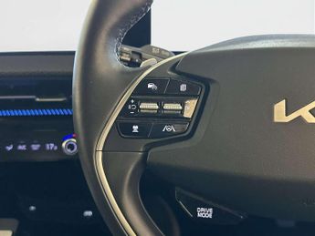 Kia EV6 77.4kWh Air Hatchback 5dr Electric Auto (225 bhp)