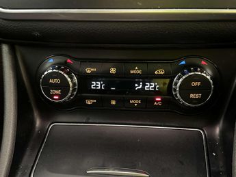 Mercedes-Benz CLA 2.1 CLA220d Sport Coupe 4dr Diesel 7G-DCT Euro 6 (s/s) (177 ps)