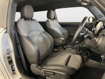 MINI Electric Hatch Cooper SE 32.6kWh Level 2 Hatchback 3dr Electric Auto (184 ps)