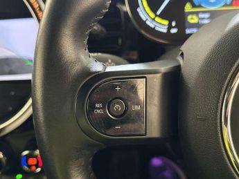 MINI Electric Hatch Cooper SE 32.6kWh Level 2 Hatchback 3dr Electric Auto (184 ps)