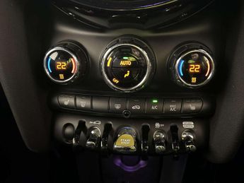 MINI Electric Hatch Cooper SE 32.6kWh Level 2 Hatchback 3dr Electric Auto (184 ps)
