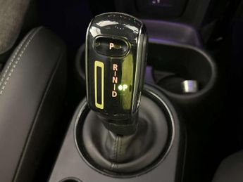 MINI Electric Hatch Cooper SE 32.6kWh Level 2 Hatchback 3dr Electric Auto (184 ps)