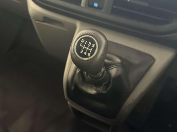 Ford Transit Custom 2.0 280 EcoBlue Trend Panel Van 5dr Diesel Manual L2 H1 Euro 6 (