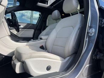 MERCEDES-BENZ GLA 2.1 GLA220 CDI SE SUV 5dr Diesel 7G-DCT 4MATIC Euro 6 (s/s) (170