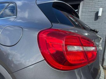 MERCEDES-BENZ GLA 2.1 GLA220 CDI SE SUV 5dr Diesel 7G-DCT 4MATIC Euro 6 (s/s) (170