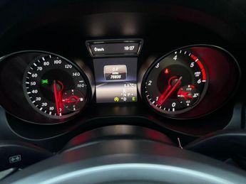 MERCEDES-BENZ GLA 2.1 GLA220d AMG Line (Premium Plus) SUV 5dr Diesel 7G-DCT 4MATIC