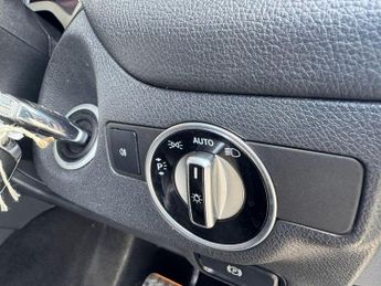 MERCEDES-BENZ GLA 2.0 GLA250 AMG Line SUV 5dr Petrol 7G-DCT 4MATIC Euro 6 (s/s) (2