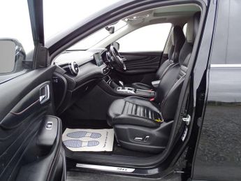 MG MG HS 1.5 T-GDI Exclusive DCT Euro 6 (s/s) 5dr