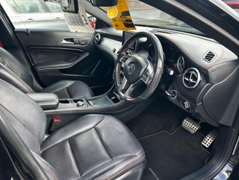 Mercedes-Benz GLA 2.1 GLA220 CDI AMG Line 7G-DCT 4MATIC Euro 6 (s/s) 5dr